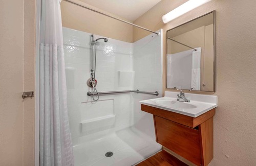 Del City Hotel | Extended Stay America Select Suites - Oklahoma City - Del City