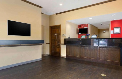 Camelback East Hotel | Extended Stay America Select Suites - Phoenix - Airport - E Oak St