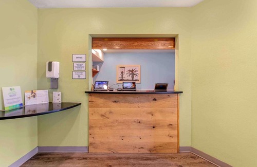 Davie Hotel | Extended Stay America Select Suites - Fort Lauderdale - Airport - West