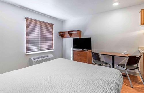 Laredo Hotel | Extended Stay America Select Suites - Laredo