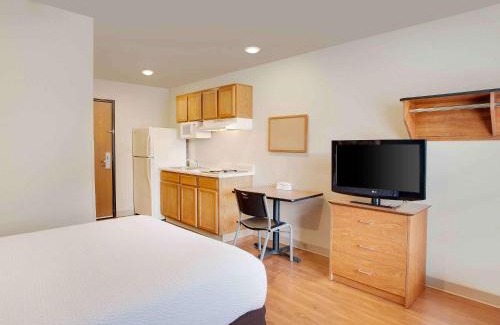 Mobile Hotel | Extended Stay America Select Suites - Mobile - I-65