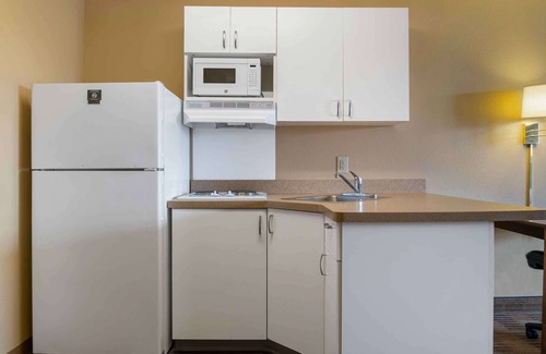 Canton Hotel | Extended Stay America Suites Detroit Canton