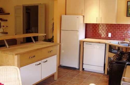 South Wrigley Apartment | Extended Stay for Holidays & Business