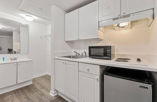 Montgomery Hotel | Extended Stay Studios