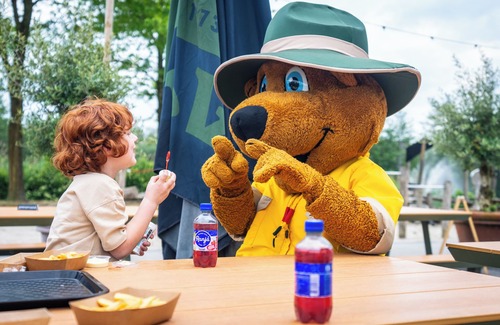 Aalden House | Extra luxury 16-person bungalow in the holiday park Landal Aelderholt