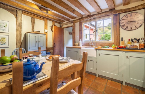 Lavenham Apartment | Extraordinary 15th century timber framed cottage in famous Medieval village - The Tryst