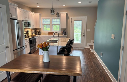 Naruna House | Extraordinary Women at the Commons-Newer Build Townhome Available