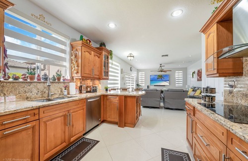 Country Walk House | Extravagant Miami House Near Everglades