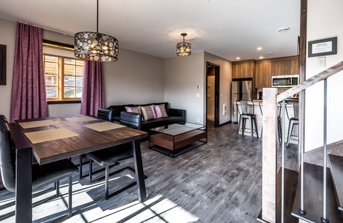 Sainte-Agathe-des-Monts Ski Chalet | Ezeras for 4 people with a hot tub