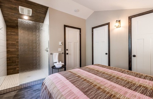 Sainte-Agathe-des-Monts Ski Chalet | Ezeras for 4 people with a hot tub