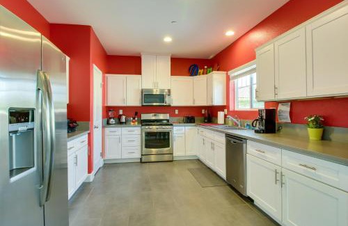 Southwest Anaheim House | F-33 Walts Place