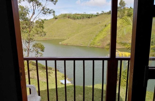 El Penol Cabin | F1-Cabañas con represa y glamping Peñol y Guatapé