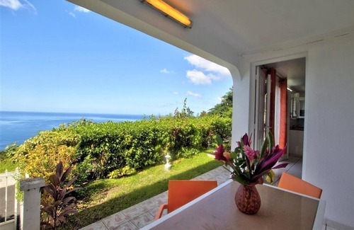 Bouillante House | F2 APARTMENT WITH SEA VIEW ON GROUND FLOOR VILLA
