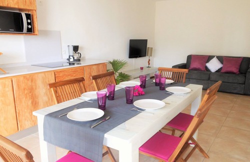 Les Anses-d'Arlets Apartment | ❤F2 luxury, sea view, 2 min from the beaches, calm nature, wifi, air conditioning