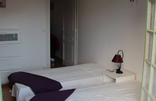 Mers-les-Bains Apartment | F2 renovated in Mers les Bains, 50m from the beach, sea view