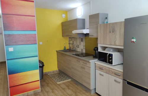 Saint-Denis Apartment | - F2 Well equipped -