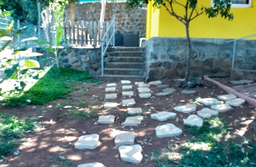 Piton Saint-Leu House | F2, whole housing, in Piton Saint-Leu
