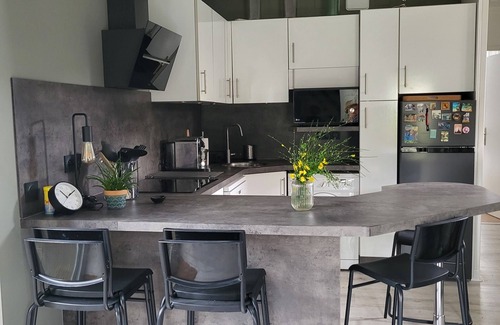 Anglet Apartment | F3 apartment, exotic garden, walking distance to beach, 3-star rating