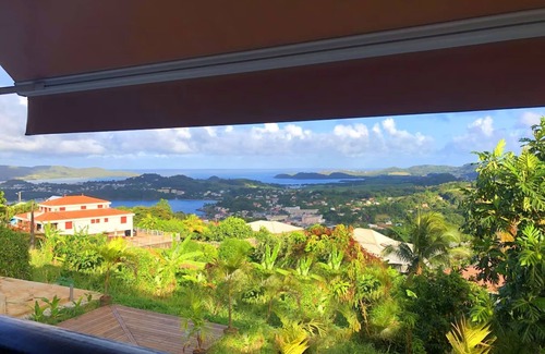Tartane Apartment | F3 Hibiscus - vue mer - Piscine Chauffée - 9 min de la mer