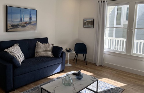 Sausalito Cottage | FAB VIEWS of San Francisco Bay with Spacious Porch!!!
