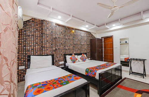 Sadduguntepalya Hotel | FabExpress Amazing Inn