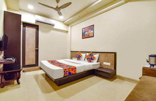 Ahmedabad Hotel | FabExpress Anmol Palace