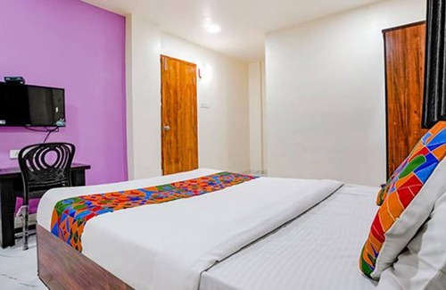 Mahalunge Ingale Hotel | Fabexpress Chaitanya Inn