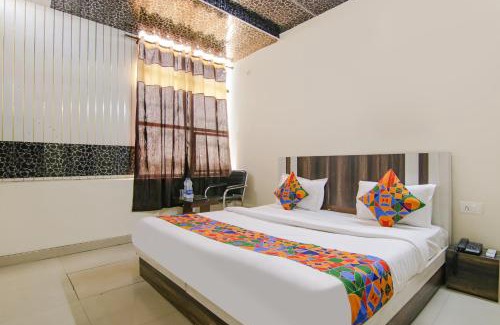 Mohali Hotel | FabExpress HC King