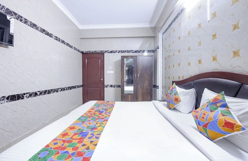 Perambur Purasavakam Hotel | Fabexpress Le Royal Inn