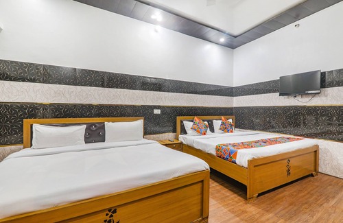 Faizabad Hotel | Fabexpress Milan Palace