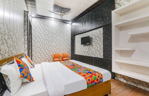 Faizabad Hotel | Fabexpress Milan Palace