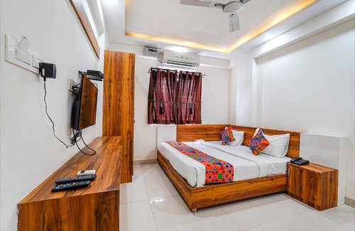 BTM Layout Hotel | FabExpress NR Comforts
