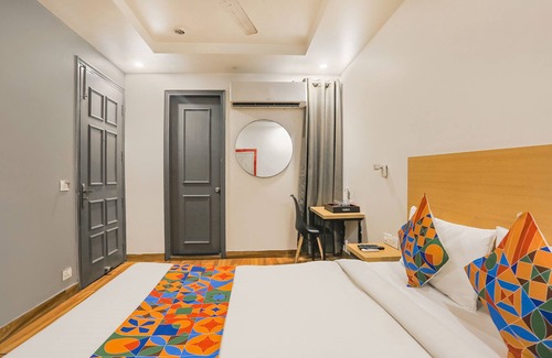 Delhi Hotel | Fabexpress Pp Residency