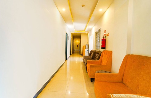Madipakkam Hotel | Fabexpress Silver Palace