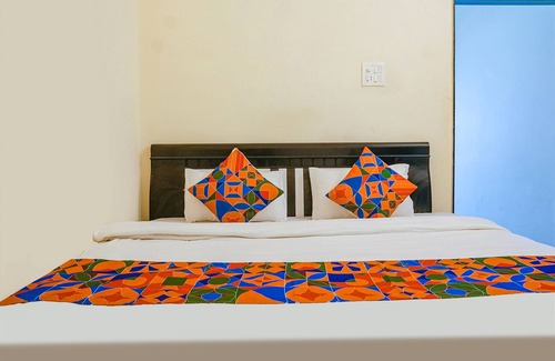 Wadgaon Hotel | Fabexpress Vaishnav Inn