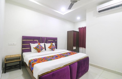 Hyderabad Hotel | FabExpress Viraaj Suites