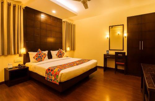 Kalkaji Hotel | FabHotel Aashraye