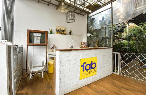 Nagoa Hotel | FabHotel After Shore, 500 Mtrs from Tito's Lane