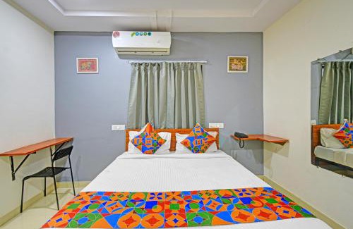 Serilingampally Hotel | FabHotel AIG Broholic - 250M from AIG Hospital, Gachibowli