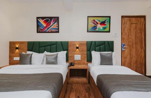 Santacruz Hotel | FabHotel Airport Palace - Nr Mumbai International Airport