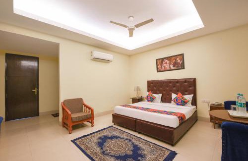 Sushant Lok House | FabHotel AM Bliss