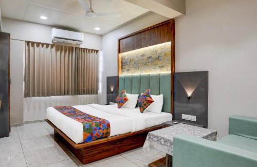 Ahmedabad Hotel | FabHotel Annex Inn