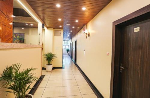 Rau Hotel | FabHotel Balaji Paradise