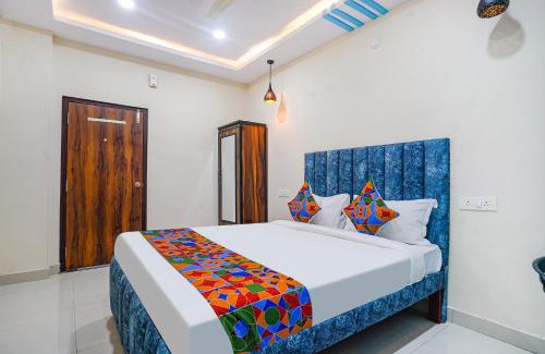 Hyderabad Hotel | FabHotel Grand Broholic - Nr Hitech City