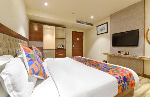 Malviya Nagar Hotel | FabHotel Jaipur Luxe