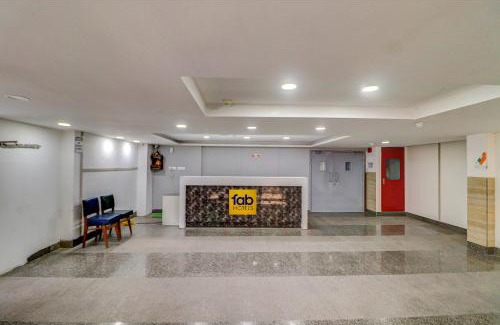 Kirti Nagar Hotel | FabHotel Kirti Nagar