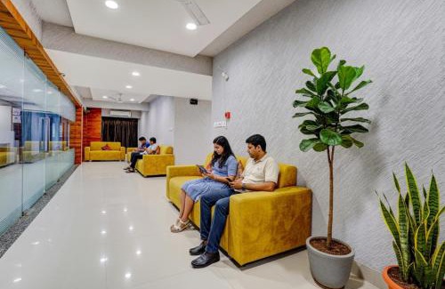 Surat Hotel | FabHotel La Victoria - Galaxy Circle