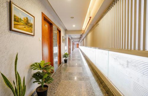 Surat Hotel | FabHotel La Victoria - Galaxy Circle