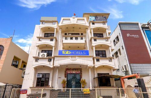 Kanpur Hotel | FabHotel Maya Crystal