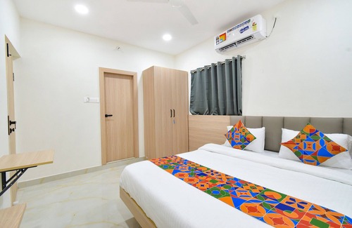 Hyderabad Hotel | Fabhotel Narsingi